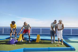 Carnival - Mini Golf 2.jpg